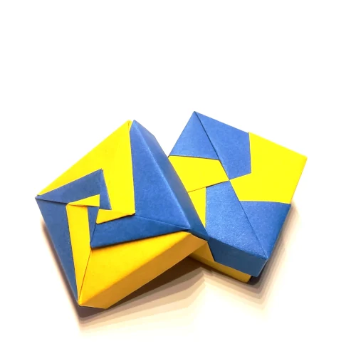 Origami fuse square box