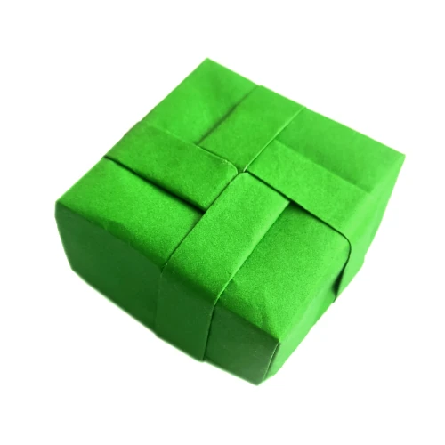 Origami Schachtel grün mit Knotenmuster